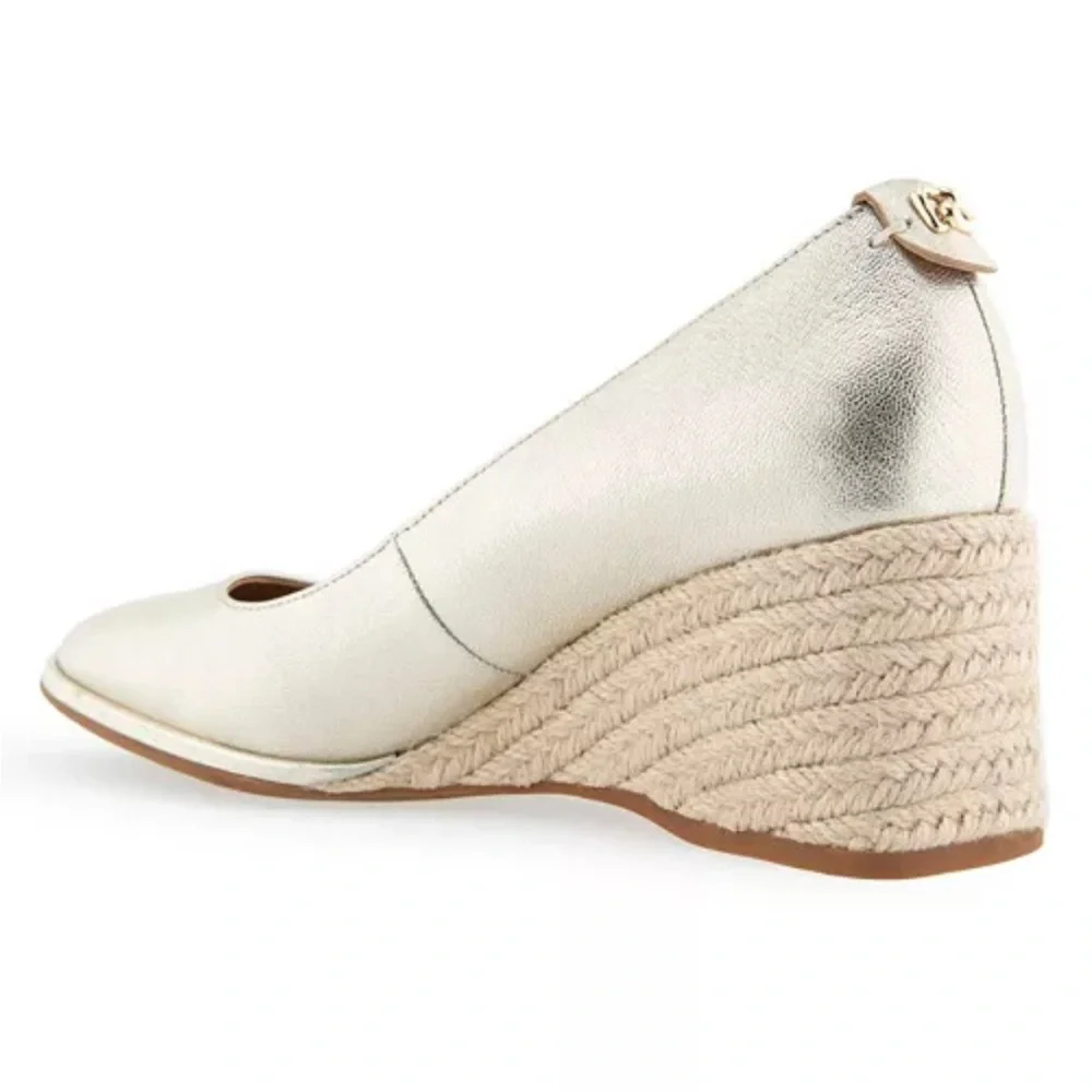 Aerosols Aurora Wedge Pump Soft Gold